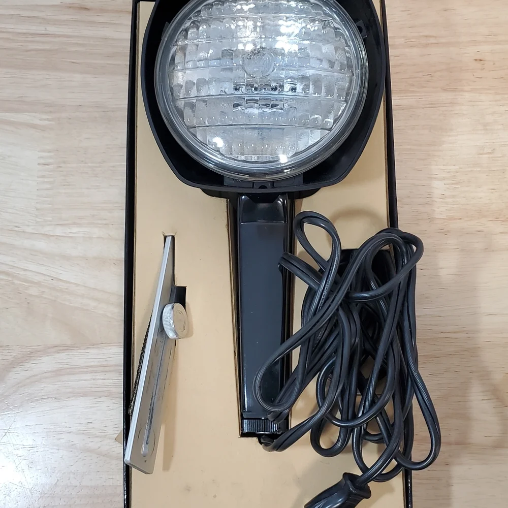 Vintage MCM Sears Bright Beam Movie Light